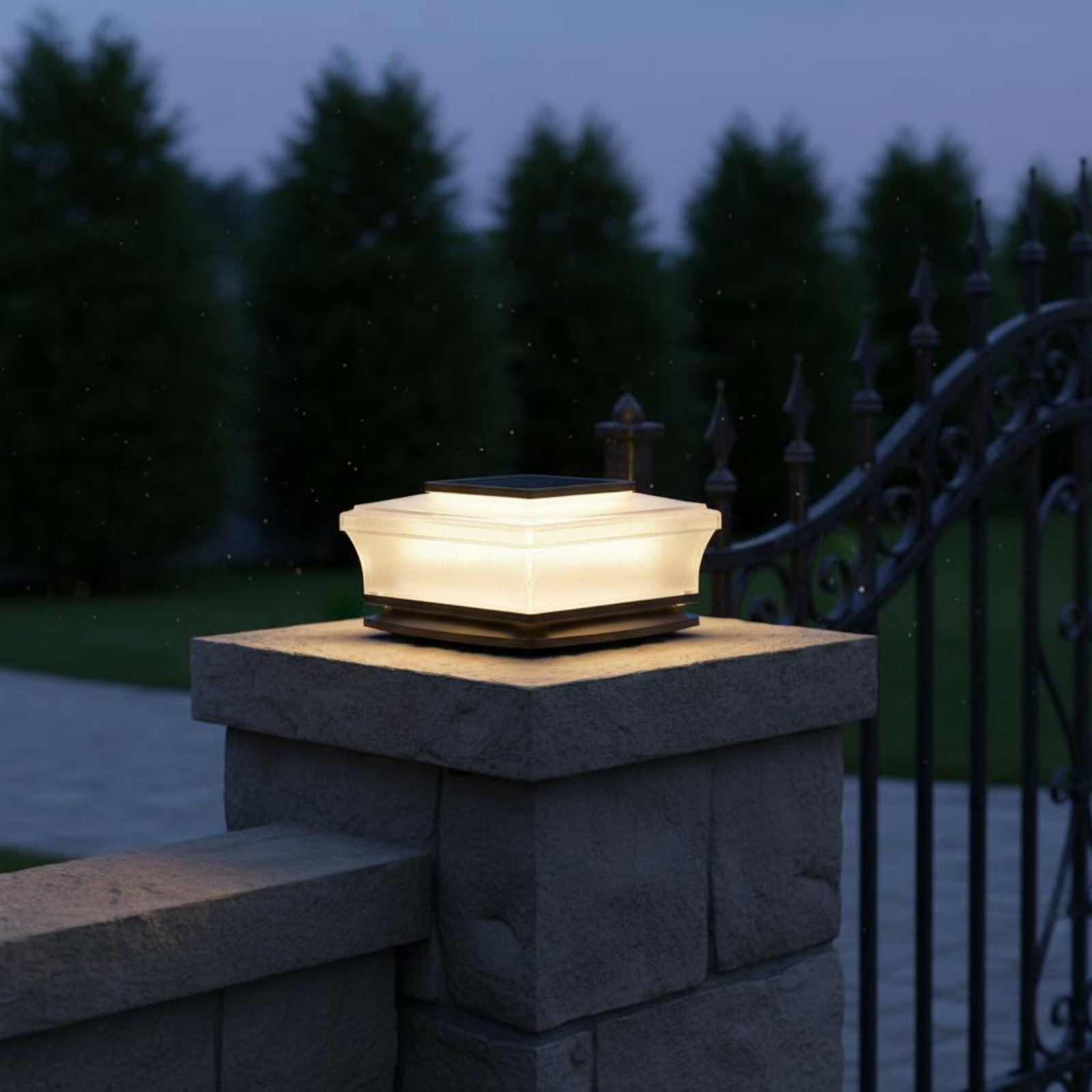 إضاءة عمودية شمسية لاسلكية مرب - مراجعة Outdoor Lighting Modern وسعره