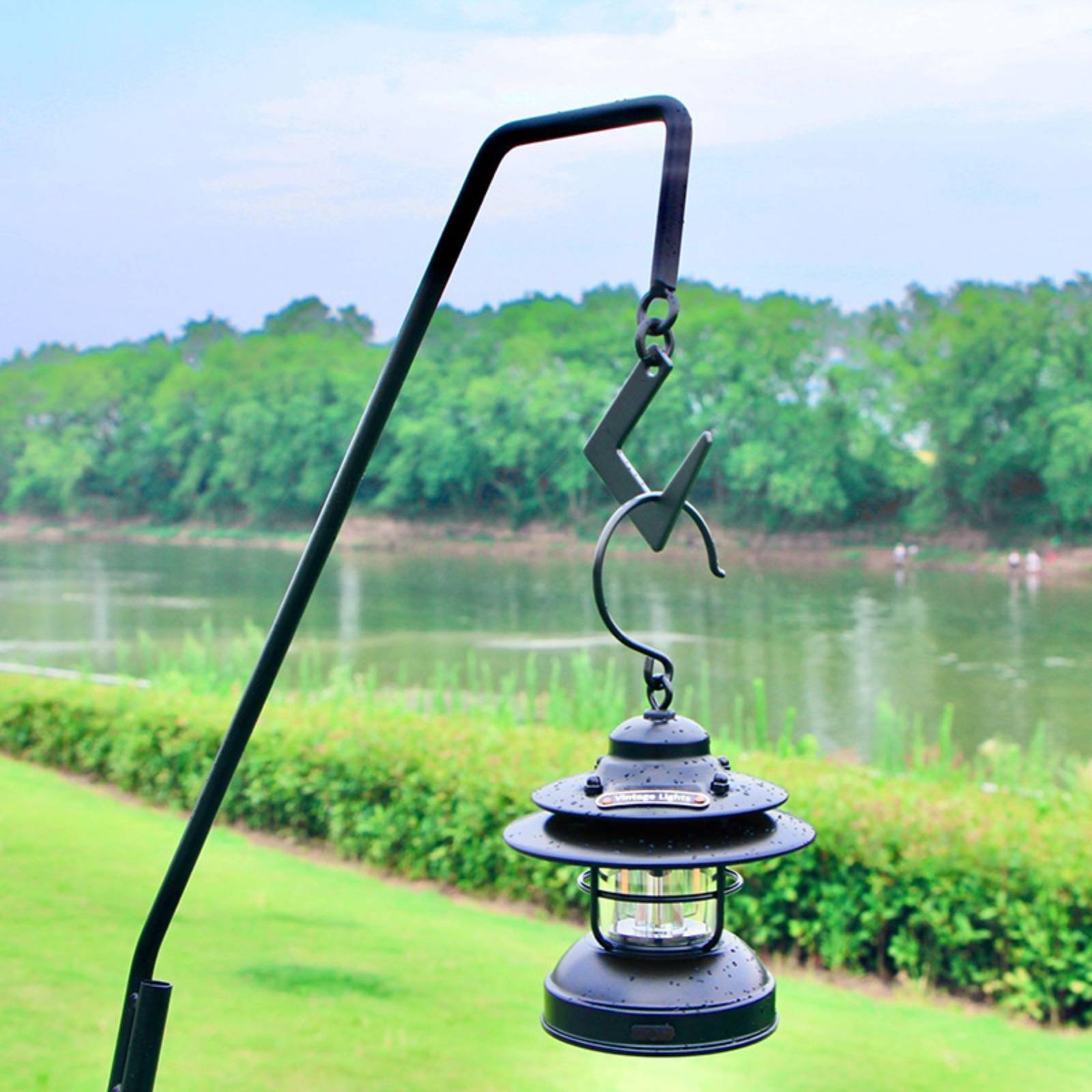 حامل فانوس للتخييم سهل التجميع - مراجعة Outdoor Lighting Poles وسعره