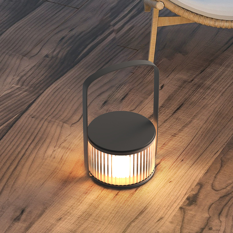 شحن خارجي محمول ضوء محيط يعمل  - مراجعة Outdoor Lighting Waterproof وسعره
